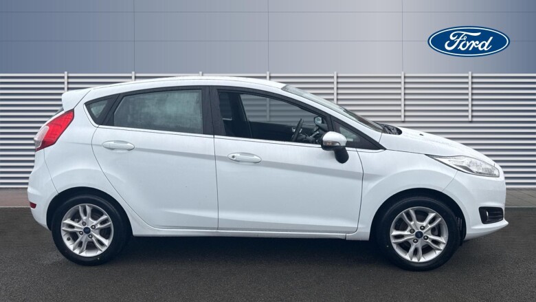 Ford Fiesta 1.25 82 Zetec 5dr Petrol Hatchback